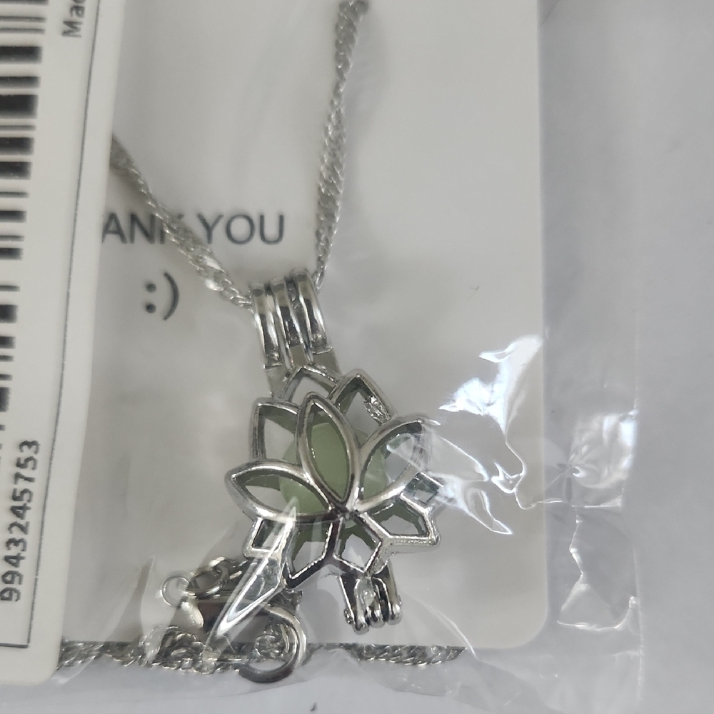 Silver Lotus Pendant Necklace